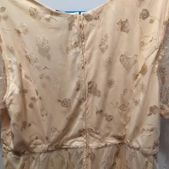 DISNEY HER UNIVERSE BEAUTY THE BEAST COLLECTION HOT TOPIC DRESS Belle Plus Sz 5 - Picture 12 of 12